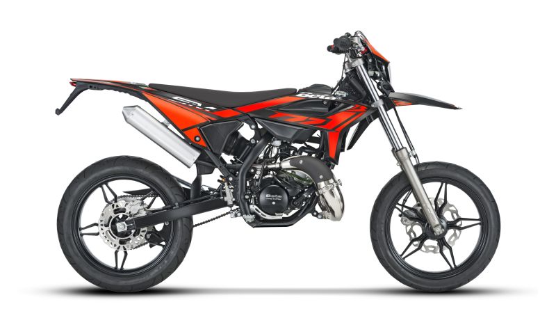 Amsler E5+ BETA RR50-2T 45 km/h MOTARD BLACK