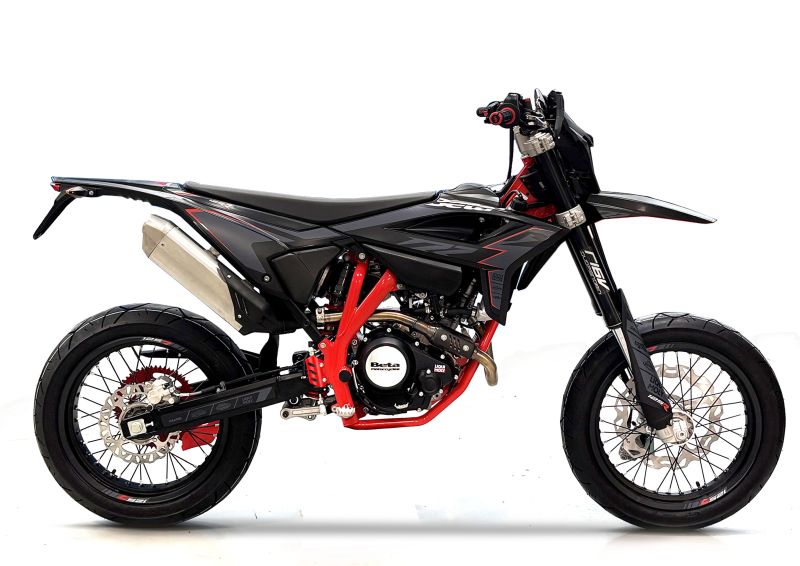 Amsler E5+ BETA RR125 R LC 4T MOTARD BLACK
